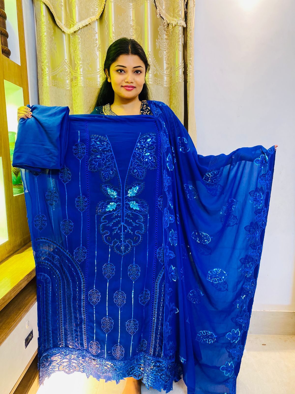 সফ্ট জর্জেট কাপড়ের ফোর পিচ ড্রেস