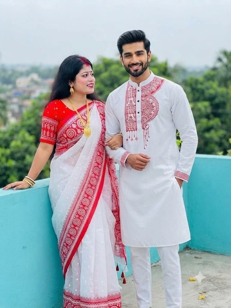 ১ টি শাড়ি ১টি পাঞ্জাবি