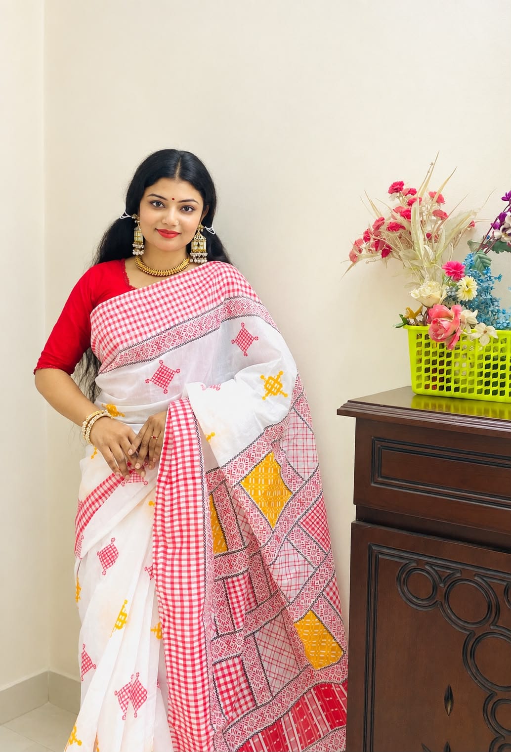 ১ টি শাড়ি+পাঞ্জাবি+ ব্লাউজ পিস 